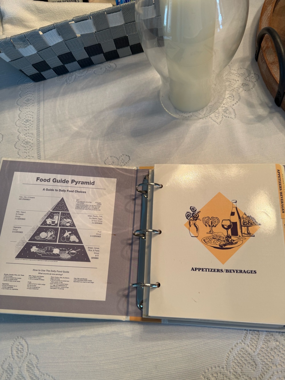 Vintage three ring recipe binder - Picture 2 of 12